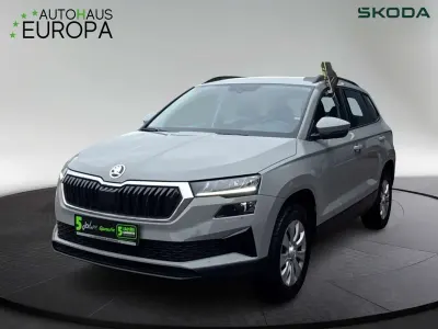 Gebraucht Skoda Karoq Active 110 PS (80 kW) 2023 Stahlgrau SUV