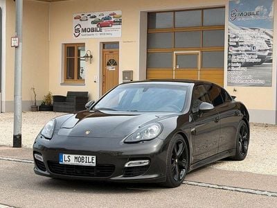 Gebraucht Porsche Panamera Turbo 500 PS (367 kW) 2011 Carbongraumetallic Limousine