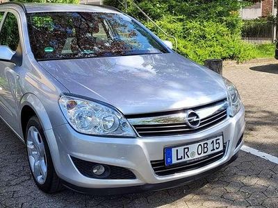 Usata Opel Astra 90 CV (66 kW) 2008 Grigio Station wagon