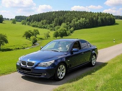 Gebraucht BMW 530 Lifestyle 272 PS (200 kW) 2009 Blau Limousine
