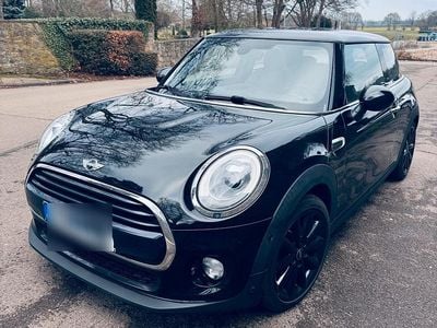 Schwarz Gebraucht 2017 Mini Cooper Chili Kleinwagen | 9.900 € (Guter Preis)