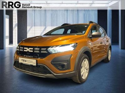 Begagnad Dacia Sandero Essentiel 101 HK (74 kW) 2024 Orange Sedan