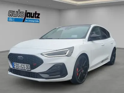Gebraucht Ford Focus ST 280 PS (205 kW) 2024 Weiß Limousine