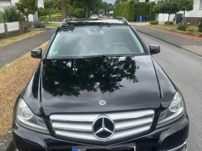 Gebraucht Mercedes C350 265 PS (194 kW) 2011 Schwarz Kombi