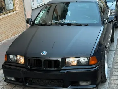 Gebraucht BMW 316 M Sport 105 PS (77 kW) 1995 Blau Limousine