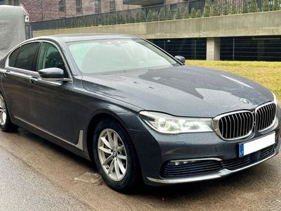 BMW 730