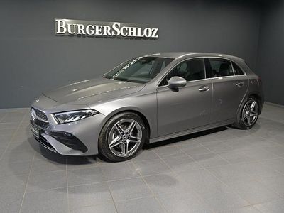 Gebraucht Mercedes A180 AMG 136 PS (100 kW) 2025 Metalliclack mountaingrau Limousine