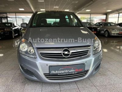 Silber Gebraucht 2010 Opel Zafira Van / Kleinbus | 4.990 € (Teuer)