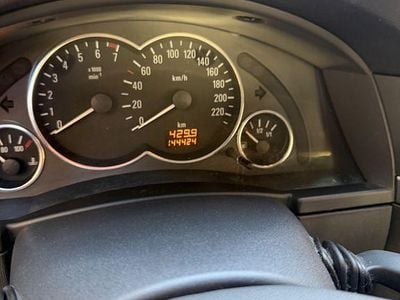 Gebraucht Opel Meriva 125 PS (91 kW) 2003 Schwarz Van / Kleinbus