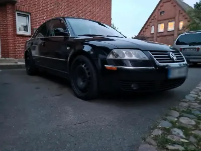 Gebraucht VW Passat 275 PS (202 kW) 2003 Schwarz Limousine