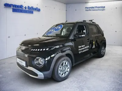 Gebraucht Hyundai Inster Trend 71 kW (97 PS) 2025 Abyss black Kleinwagen
