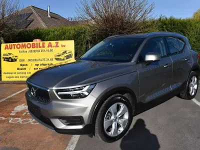 Gebraucht Volvo XC40 Momentum 163 PS (119 kW) 2022 Grau SUV