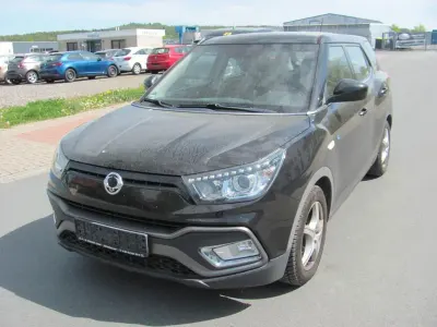 Gebraucht SsangYong XLV Quartz 116 PS (85 kW) 2016 Schwarz SUV