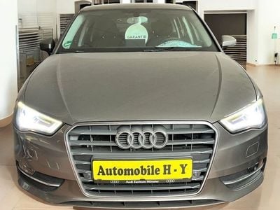 Gebraucht Audi A3 Sportback Attraction 110 PS (80 kW) 2015 Grau Kleinwagen