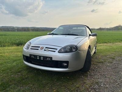 Gebraucht MG TF 116 PS (85 kW) 2004 Silber Cabrio