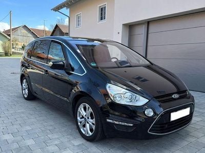 Usata Ford S-MAX Titanium 163 CV (119 kW) 2010 Nero Monovolume