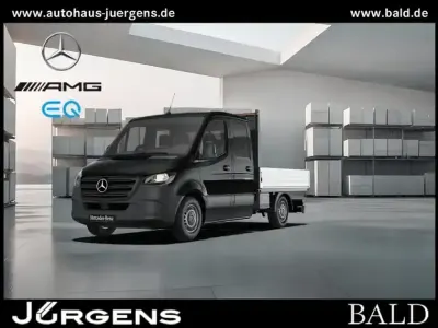Gebraucht Mercedes Sprinter 170 PS (125 kW) 2025 Tiefschwarz Van
