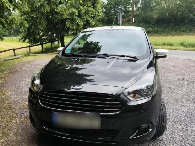 Gebraucht Ford Ka Plus 86 PS (63 kW) 2017 Schwarz Kleinwagen