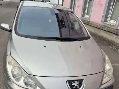 Gebraucht Peugeot 307 Premium 109 PS (80 kW) 2006 Limousine
