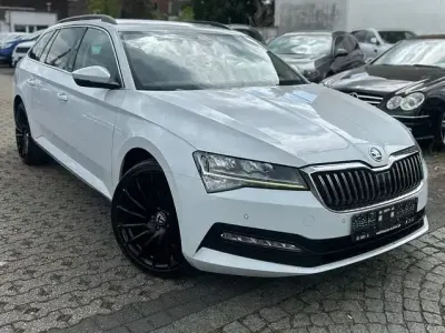 Gebraucht Skoda Superb Ambition 150 PS (110 kW) 2020 Andere Limousine