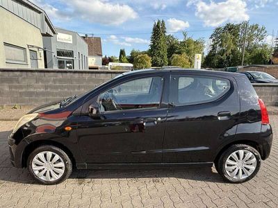 Nissan Pixo