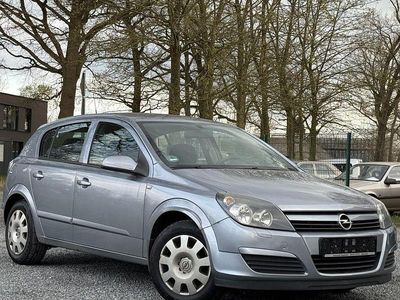 Usata Opel Astra Elegance 105 CV (77 kW) 2004 Blu Berlina