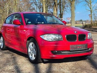 Usata BMW 116 Advantage 122 CV (89 kW) 2011 Rosso Utilitaria