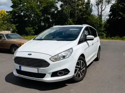 Gebraucht Ford S-MAX Business Edition 120 PS (88 kW) 2018 Weiß Van / Kleinbus