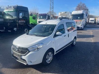 Gebraucht Dacia Dokker Comfort 102 PS (75 kW) 2019 Weiß Van / Kleinbus