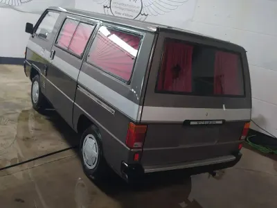 Gebraucht Mitsubishi L 62 PS (45 kW) 1985 Grau Van / Kleinbus