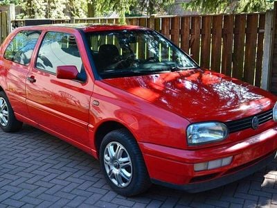 Second-hand VW Golf III 60 CP (44 kW) 1997 Roșu Hatchback