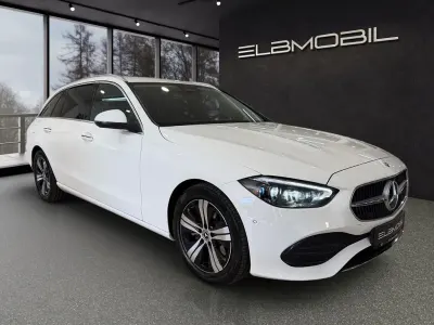Gebraucht Mercedes 220 200 PS (147 kW) 2022 Weiß Limousine