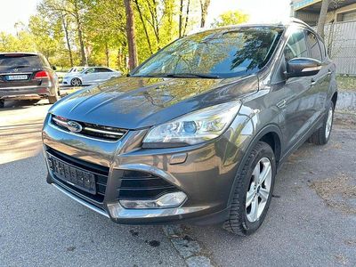 Usata Ford Kuga Titanium 179 CV (131 kW) 2015 Grigio SUV
