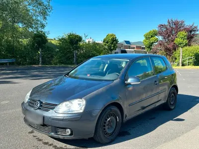 Używany VW Golf V Goal 116 KM (85 kW) 2006 Hatchback