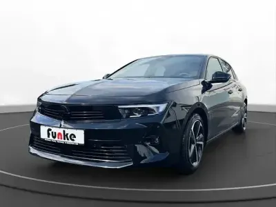 Gebraucht Opel Astra 131 PS (96 kW) 2024 Schwarz Kleinwagen