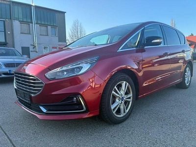 Gebraucht Ford S-MAX Titanium 150 PS (110 kW) 2019 Rot Van / Kleinbus