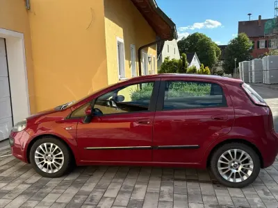 Gebraucht Fiat Punto Evo 75 PS (55 kW) 2010 Rot Kleinwagen