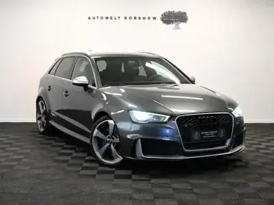 Gebraucht Audi RS3 Comfort 367 PS (269 kW) 2015 Grau Limousine