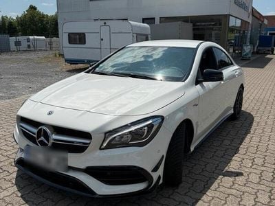 Mercedes CLA45 AMG