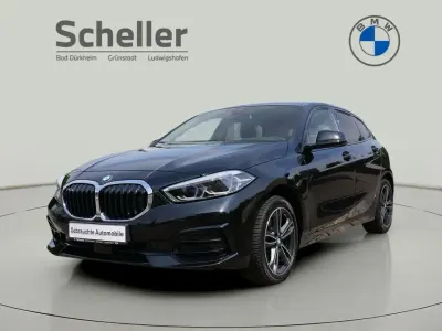 Gebraucht BMW 118 Sport Line 136 PS (100 kW) 2023 Schwarz Kleinwagen