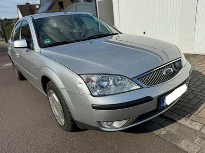 Gebraucht Ford Mondeo 125 PS (91 kW) 2008 Silber Limousine