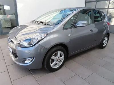 Second-hand Hyundai ix20 125 CP (91 kW) 2015 Gri Hatchback
