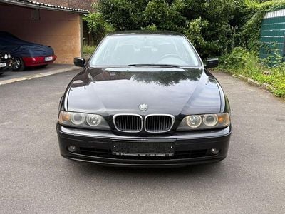 BMW 525