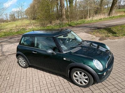 Usado Mini ONE 90 HP (66 kW) 2002 Verde Citadino