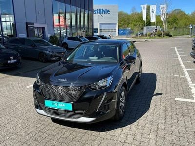 Second-hand Peugeot e-2008 Active 100 kW (136 CP) 2022 Negru SUV