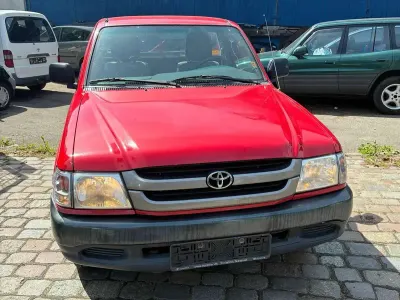 Gebraucht Toyota HiLux 102 PS (75 kW) 2003 Rot Pickup