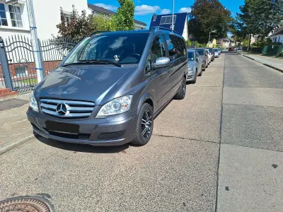 Gebraucht Mercedes Viano 224 PS (164 kW) 2012 Grau Van / Kleinbus