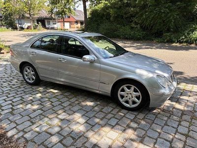 Mercedes C320