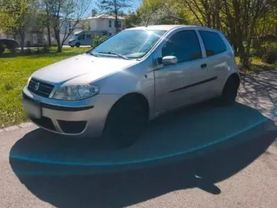 Usata Fiat Punto 60 CV (44 kW) 2006 Argento Utilitaria