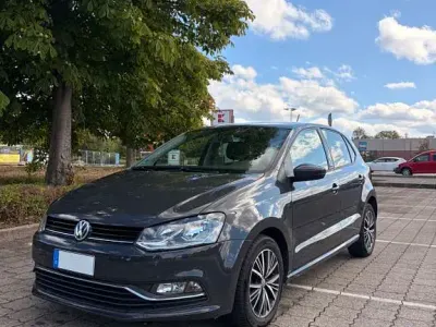 Gebraucht VW Polo Allstar 75 PS (55 kW) 2017 Grau Limousine